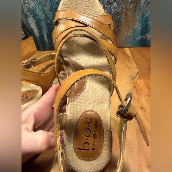 b.o.c. by Born Concept Boho Cross Strap Tan Leather Cork Wedge Sandals: 8 Women - Picture 2 of 11